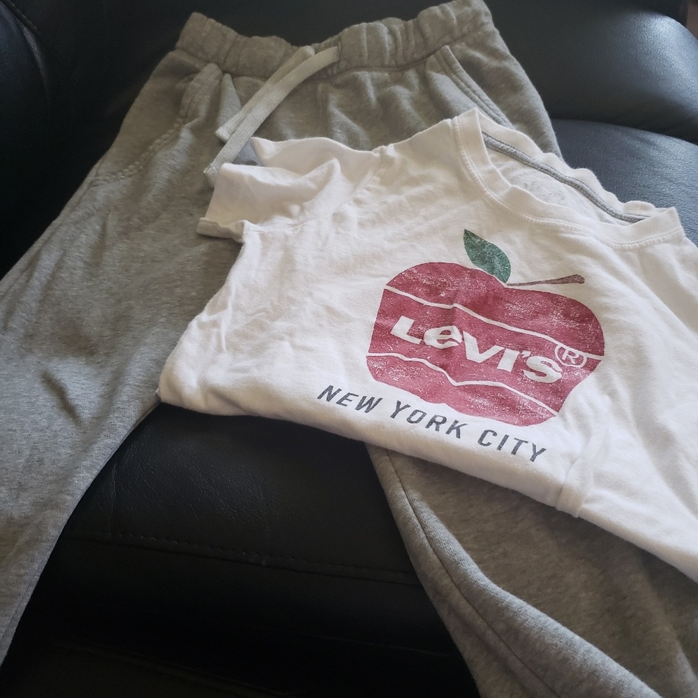 Sweatpants and tee